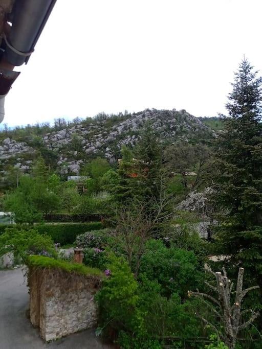 Montagne, Mer Et Verdon Séranon Exterior foto